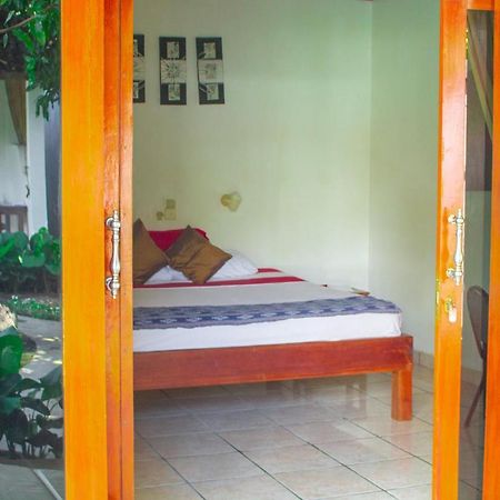 Ocean Sun Homestay Tulamben Εξωτερικό φωτογραφία