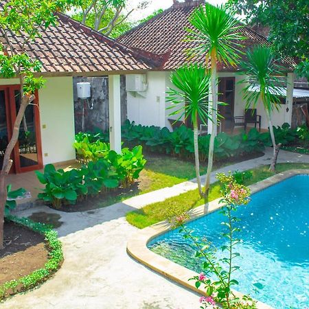 Ocean Sun Homestay Tulamben Εξωτερικό φωτογραφία
