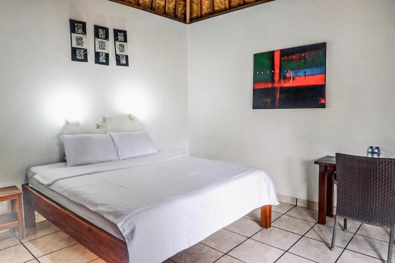 Ocean Sun Homestay Tulamben Εξωτερικό φωτογραφία
